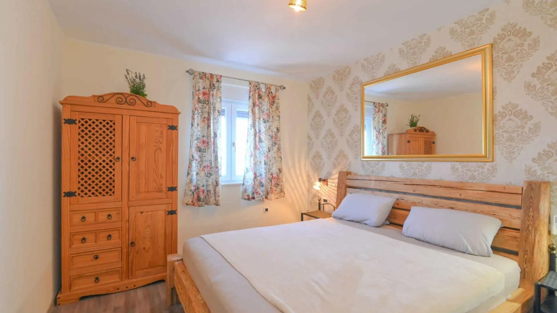 Holiday Home In Dobrec 53284